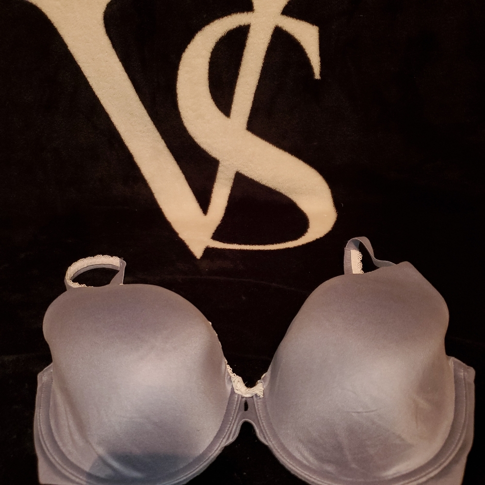 Victoria's Secret Body By Victoria 34D